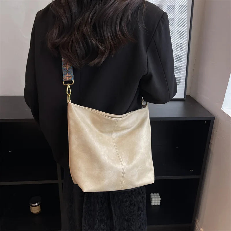 Retro Shoulder Bag